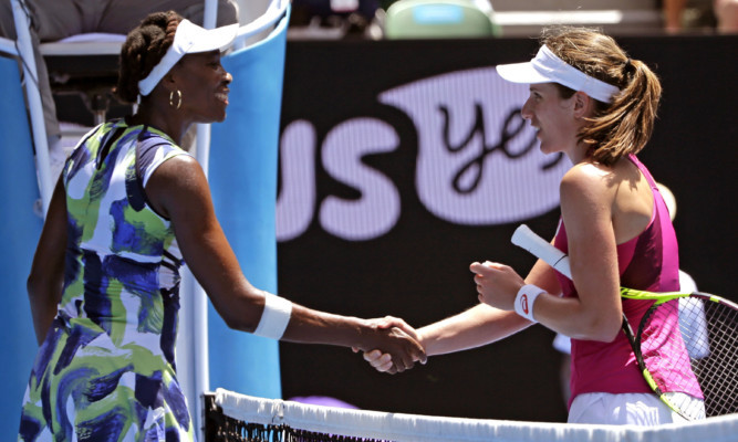 Venus Williams congratulates Johanna Konta.