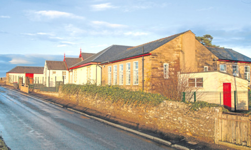 Murroes Primary School closed as a precaution.