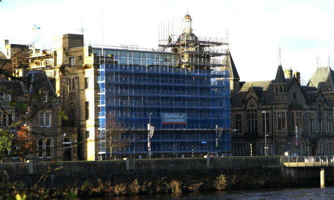 The new heating system for the council chambers in Perth city centre will take the total cost of the building work to nearly £1 million.