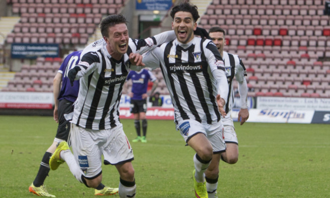 Joe Cardle and Faissal El-Bakhtoui were on target in Dunfermlines come-back win over title rivals Ayr.