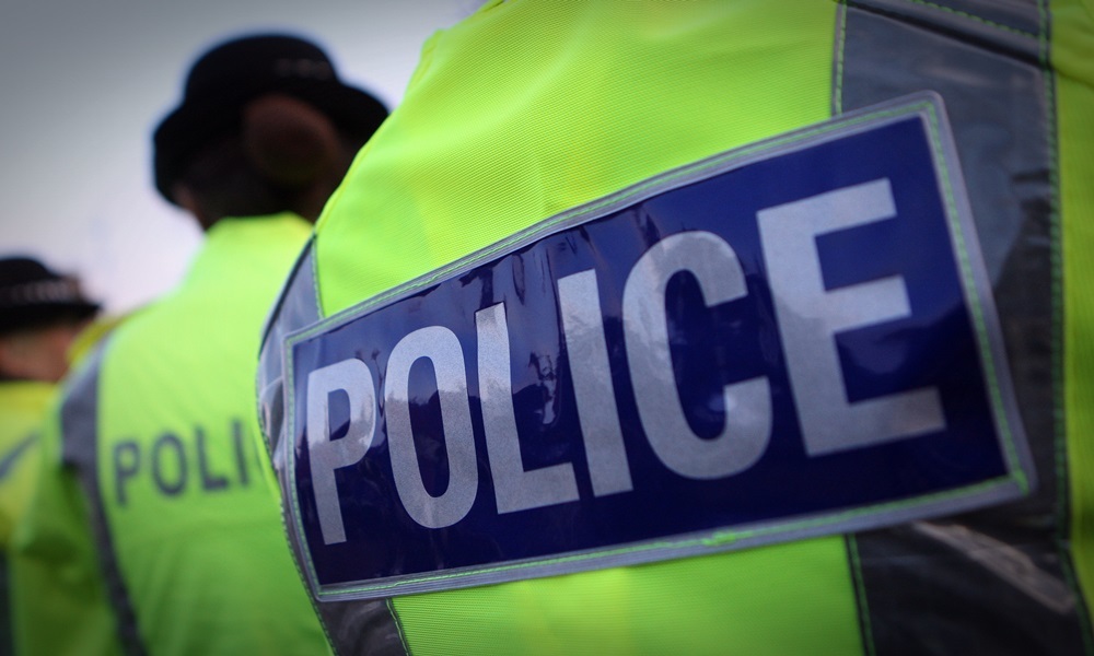 Kris Miller, Courier, 01/10/13. Picture today at Leuchars where police were questioning motorists one week after an alleged abduction attempt in the Fife village.