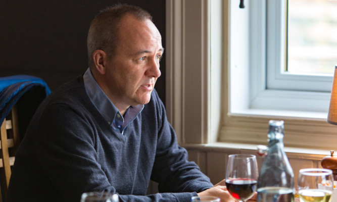 Mike Begg chatting over lunch at The View in Wormit.