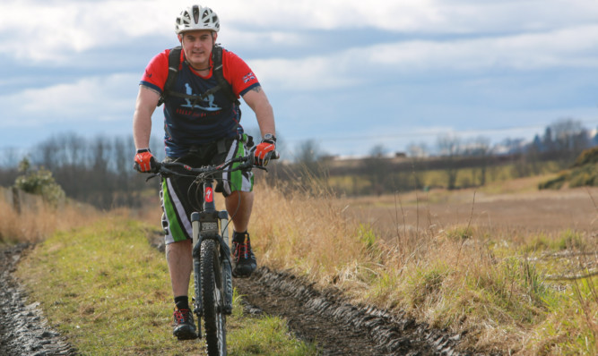 Jason will cycle up to 86 miles a day.