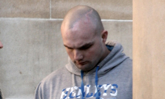Jamie Stewart assaulted a taxi driver on the way from Kirriemuir to Forfar.