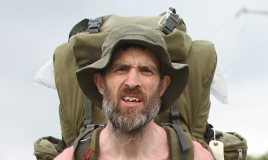 The Naked Rambler Stephen Gough has vowed to cover up to look after his 89-year-old mother.