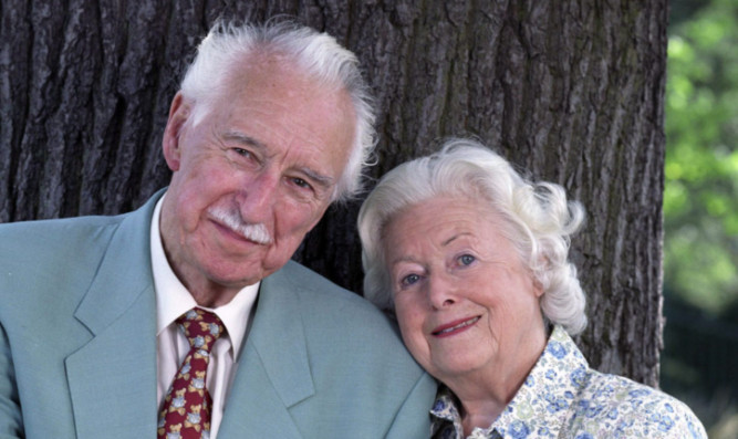 Arnold Peters and June Spencer.