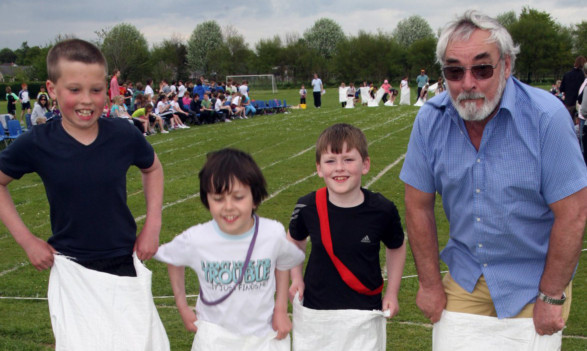 Councillor Gaul at Northmuir Primary School, with pupils, from left, Connor Kennedy, Arran Anderson and Tyler Watt.