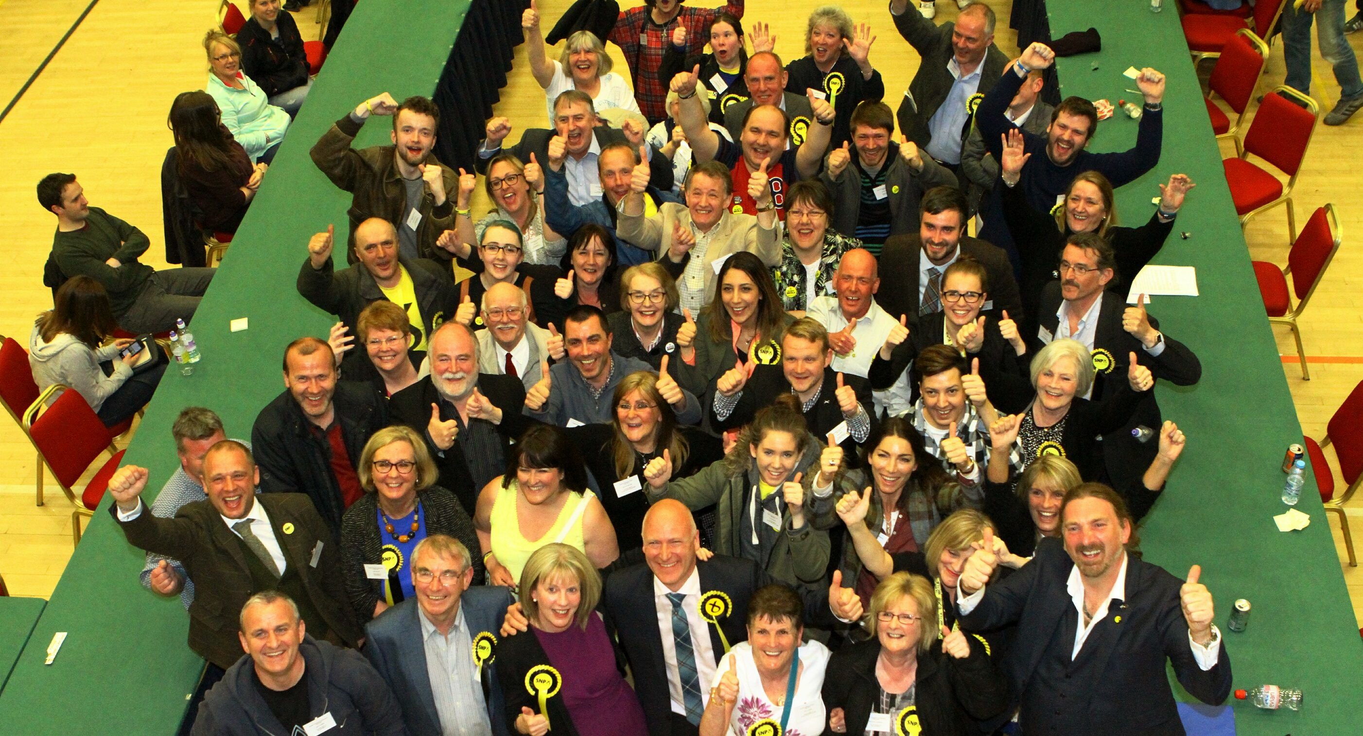 Shona Robison and Joe Fitzpatrick celebrate with the wider SNP team in Dundee.