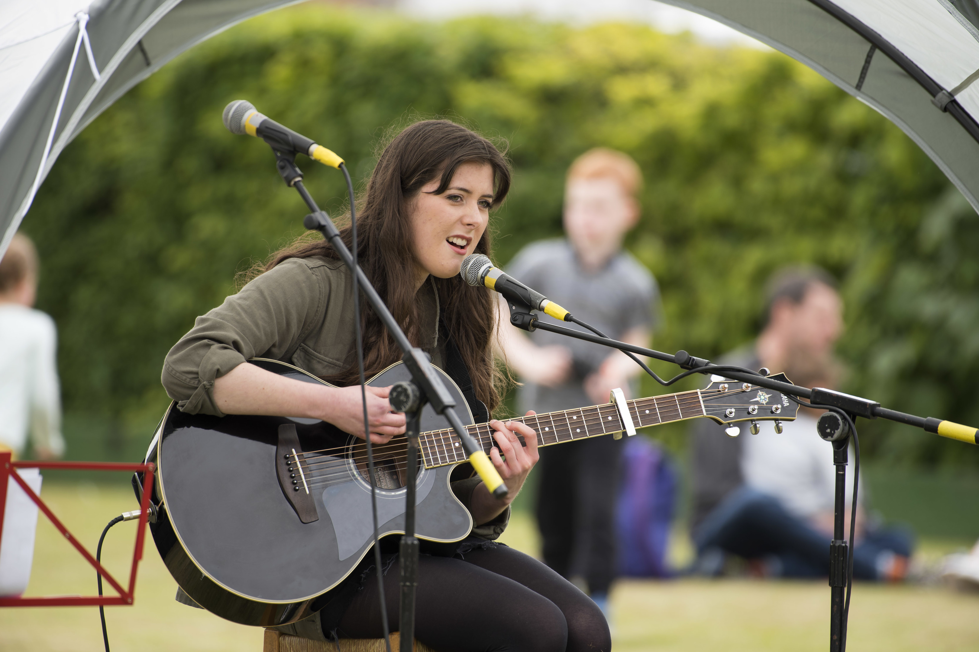 Rhona Macfarlane performing at The Pavillion Cafe. 