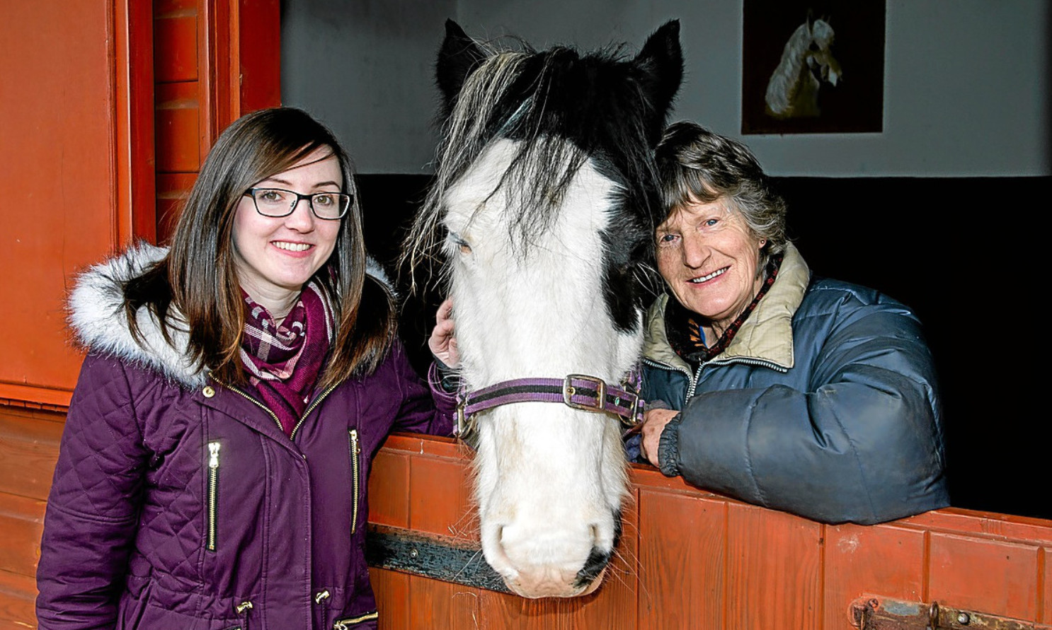 Elaine Taylor from Amazon Dunfermline with Yvonne Watson from Shiresmill Therapy Centre and Gypsy the horse.