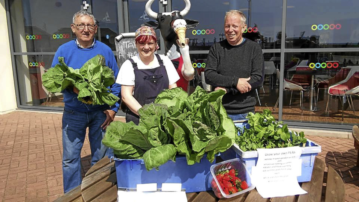 Giving away food in Carnoustie was (from left) Ed Oswald, Colourful Carnoustie; Libby McAinsh, Food Is Free Carnoustie and Alec Edwards, Colourful Carnoustie.