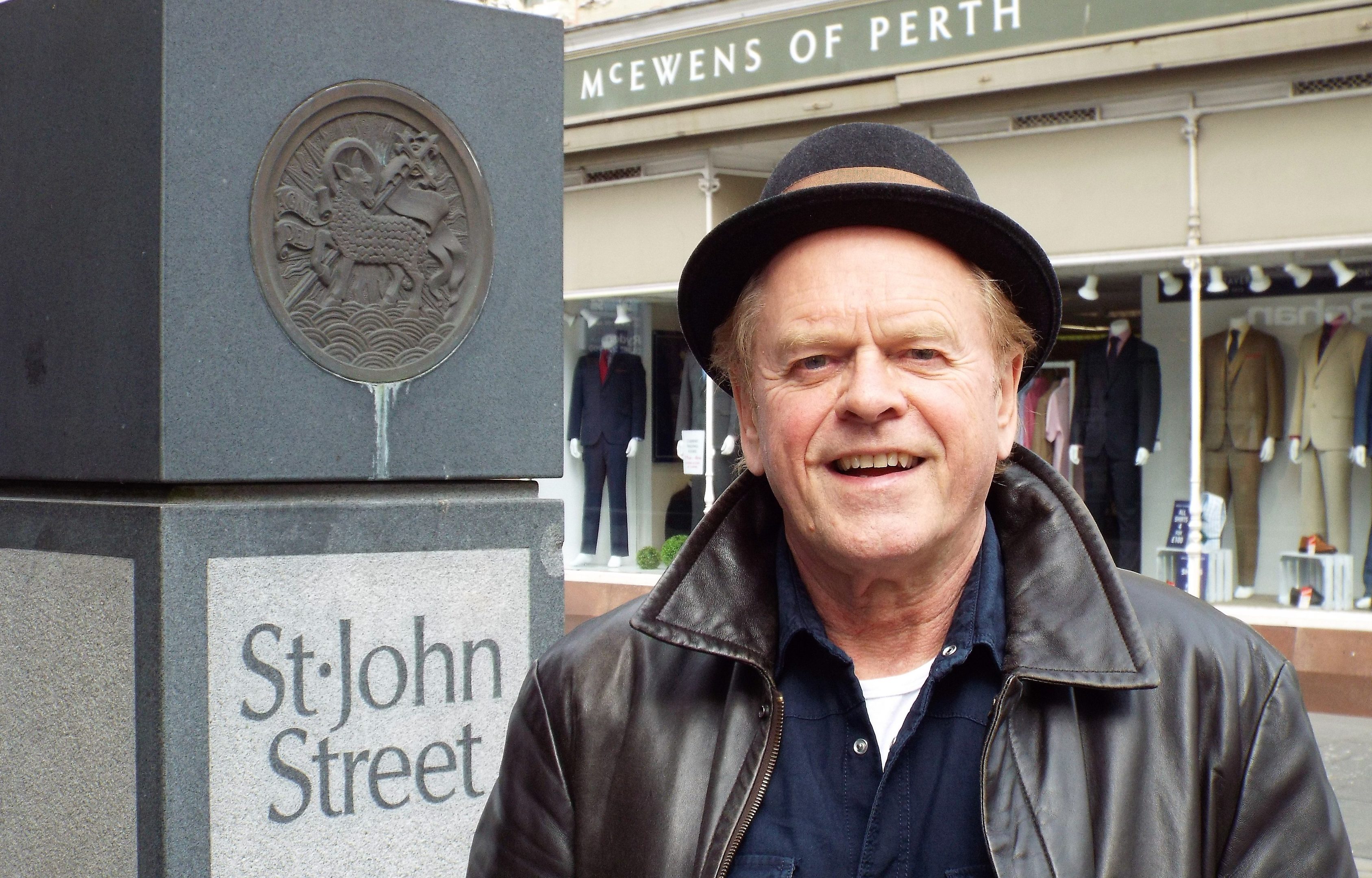 Alan Gorrie of the Average White Band outside McEwens of Perth.