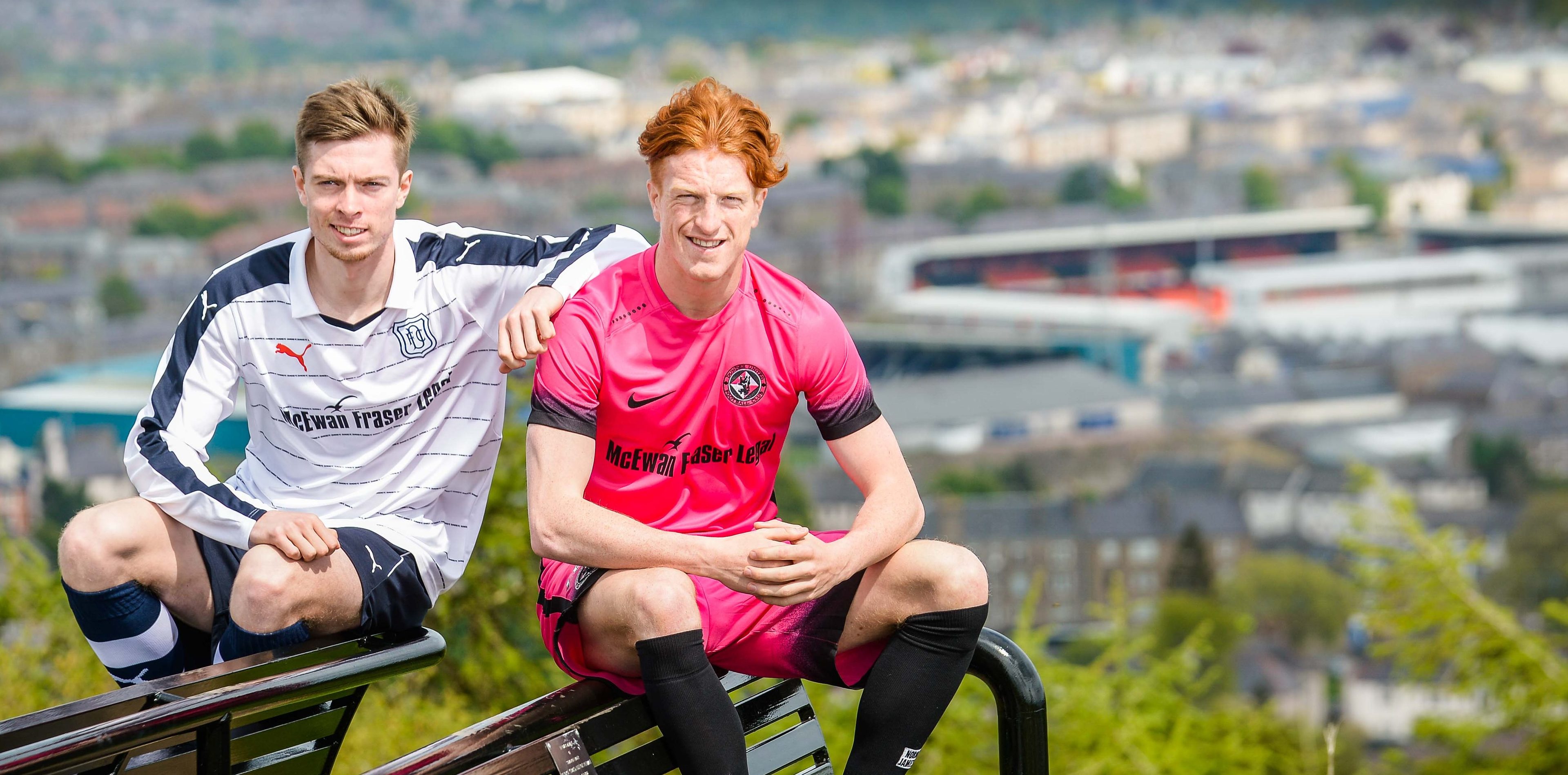 Simon Murray (right) with Dundee's Craig Wighton.