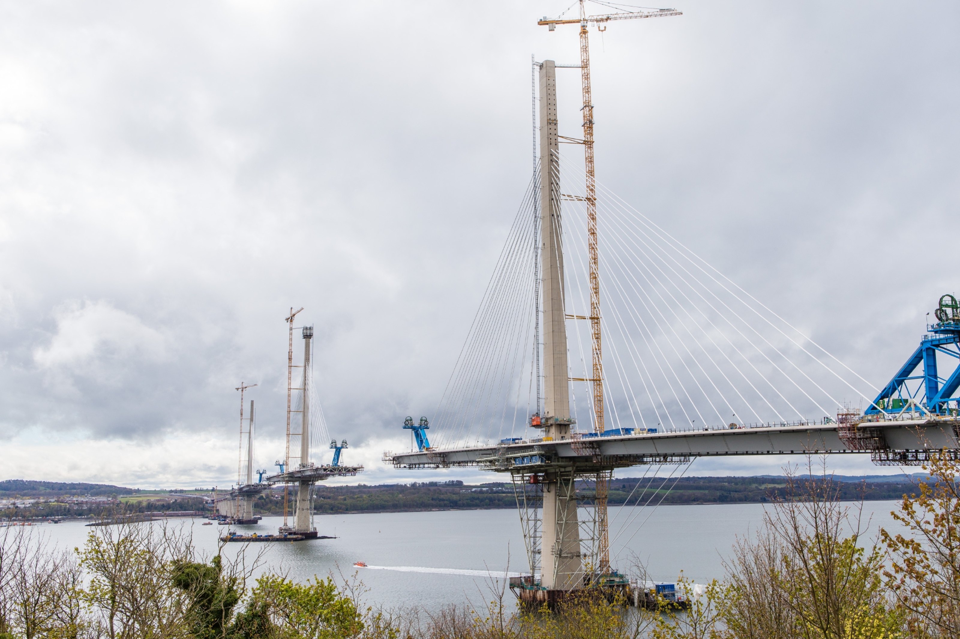 Queensferry Crossing workers return to duty after tragic accident