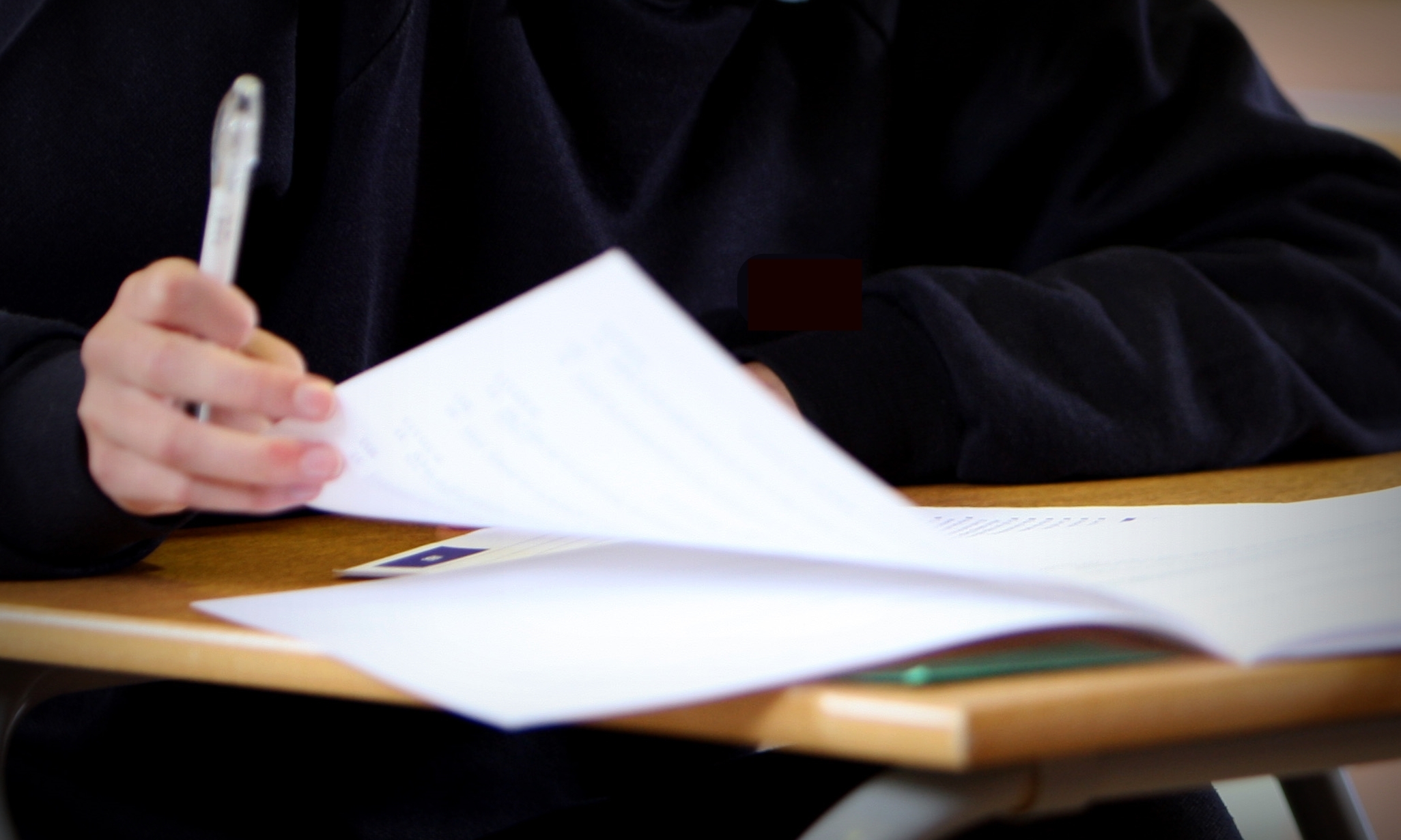 Almost one in 20 pupils in Dundee left school without passing an exam last year at SCQF 3.