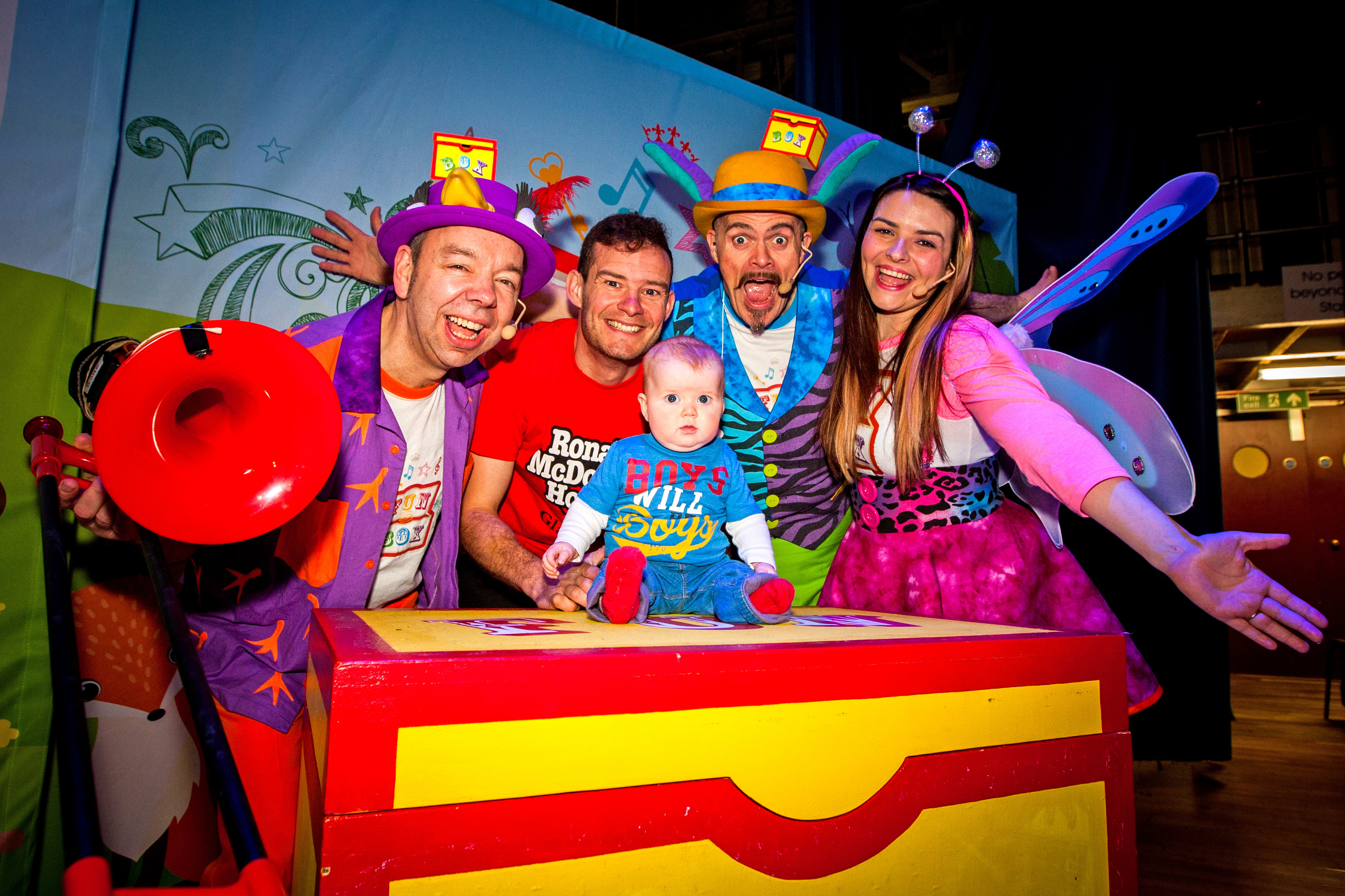 Kerr Flanigan  alongside the cast from FUNBOX .