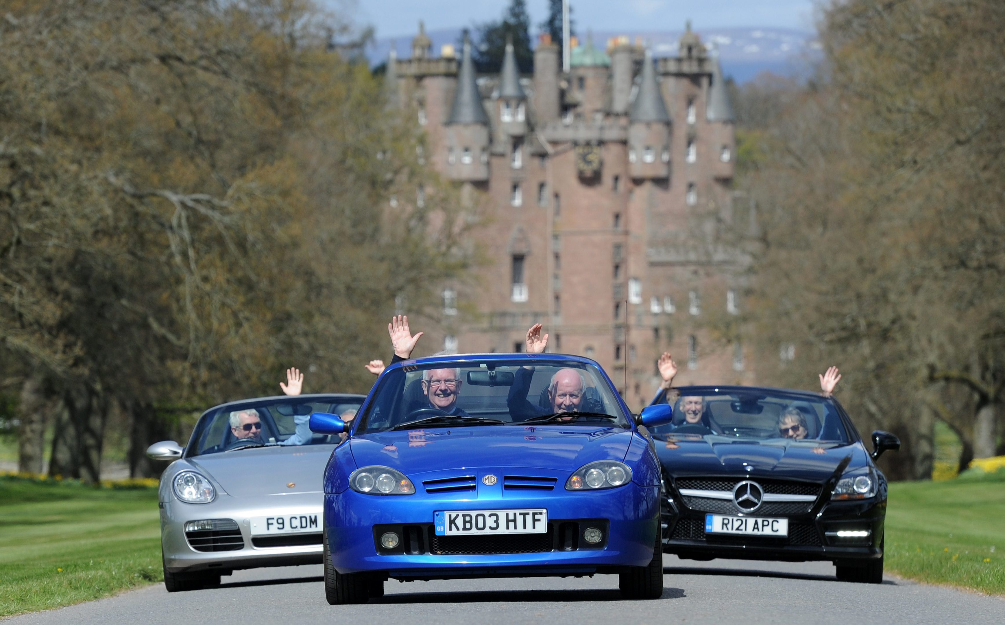 Forfar Rotary Club will raise money for Scotland's Charity Air Ambulance at the Strathmore Classic Car Tour.