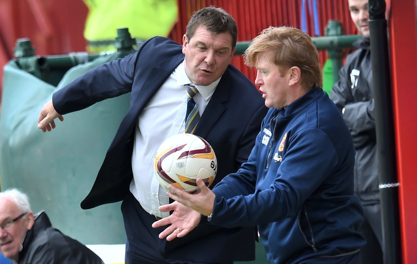 Tommy Wright and Stuart McCall.
