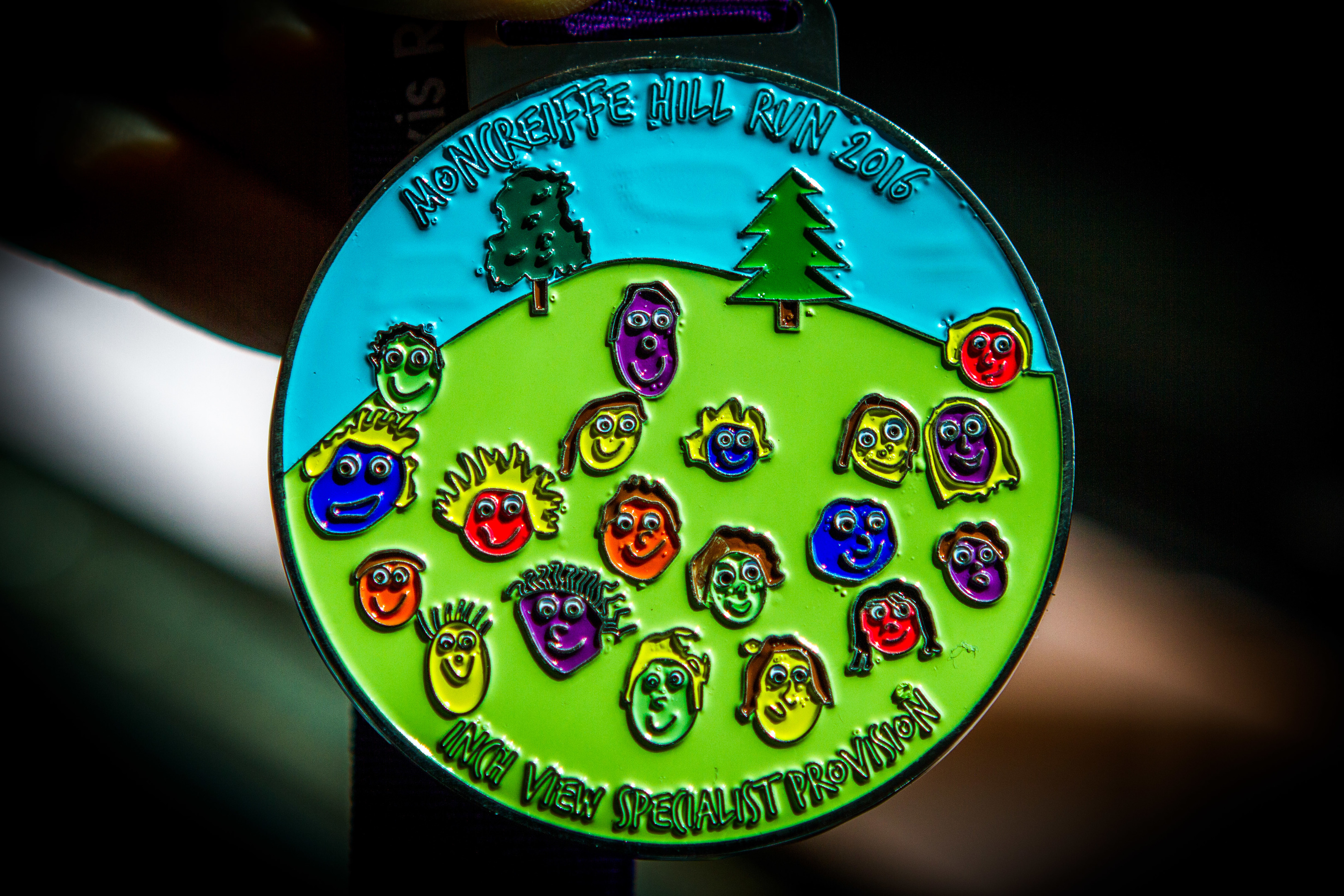 The medal designed by Inchview Primary pupils for the Alexis Rose Trail Race 