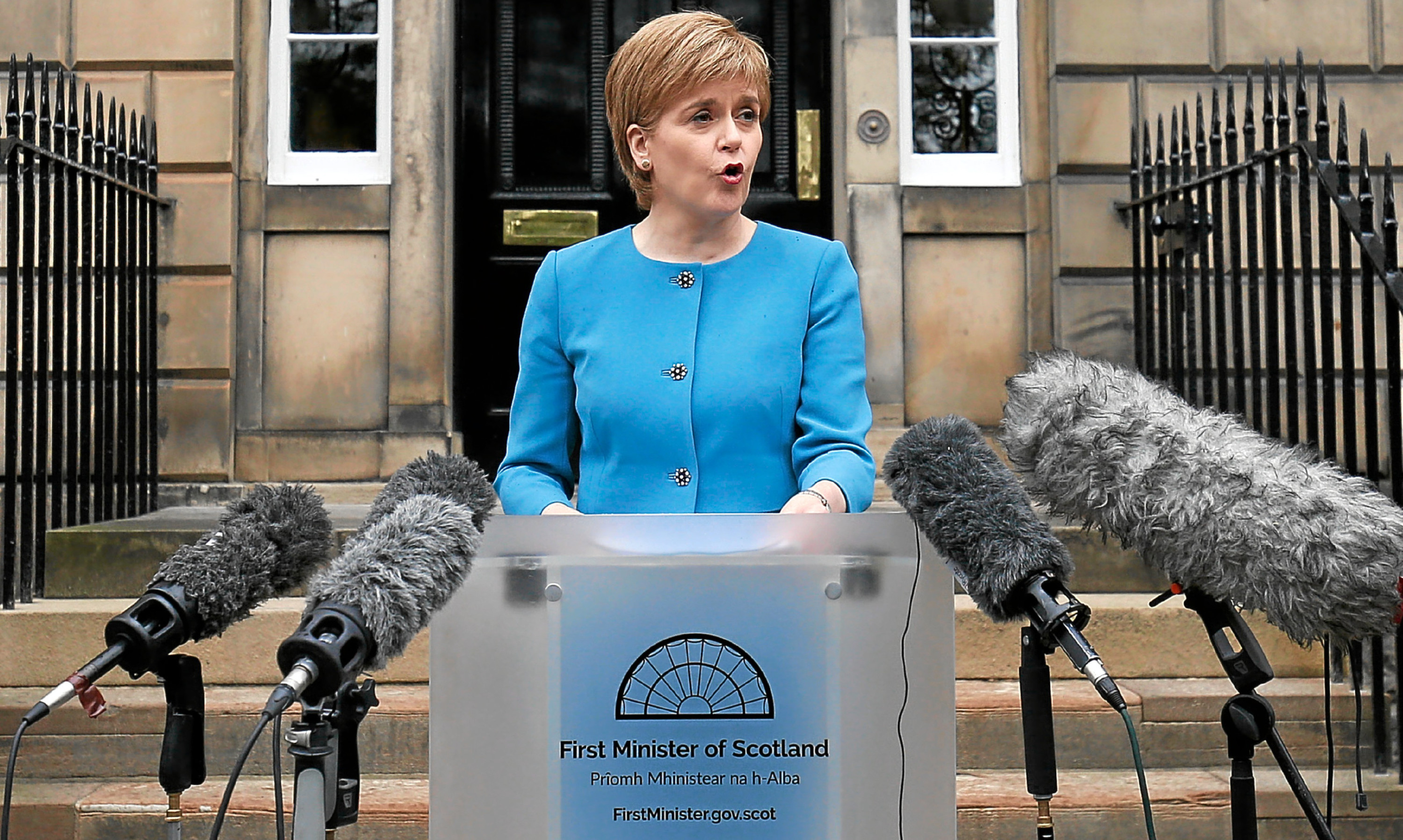 First Minister Nicola Sturgeon speaks to the media outside Bute House, Edinburgh, following an emergency Scottish cabinet meeting.