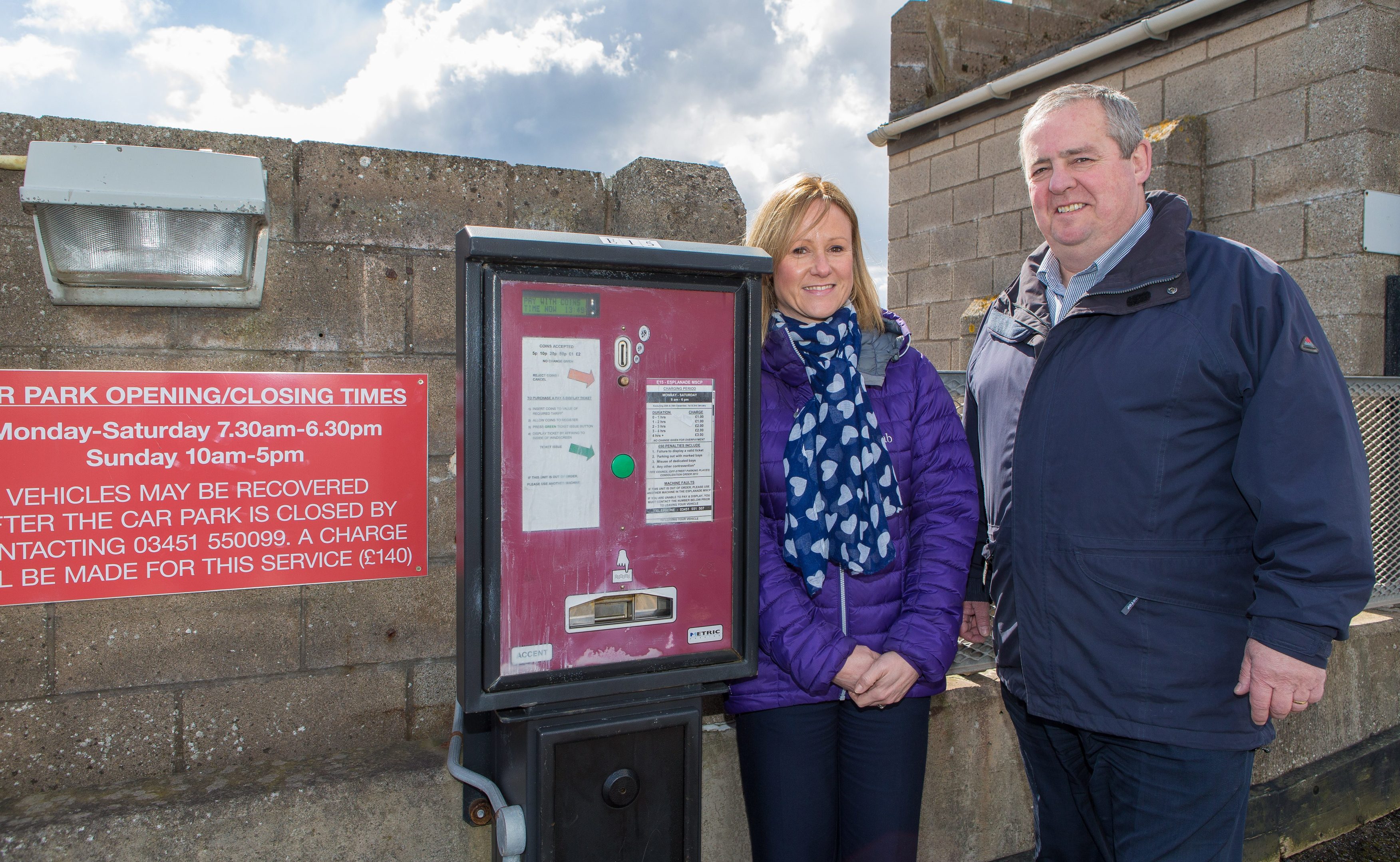 Suzie Hall and Bill Harvey of Kirkcaldy4All.