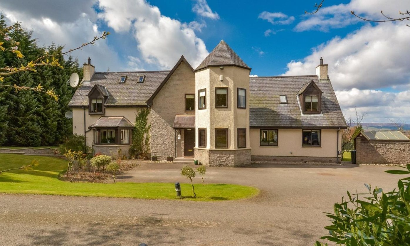 The former home of snooker star Stephen Hendry at Auchterarder.