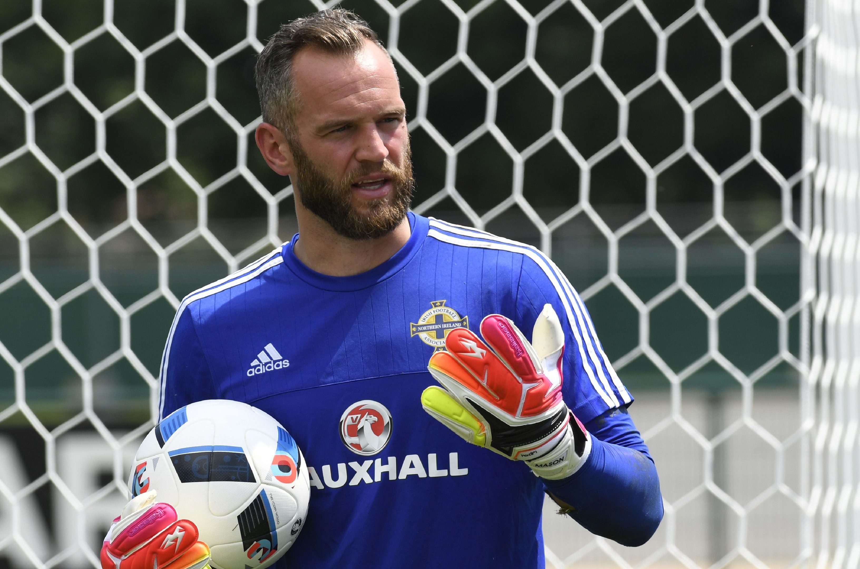 Alan Mannus trains with the Northern Ireland squad in France.