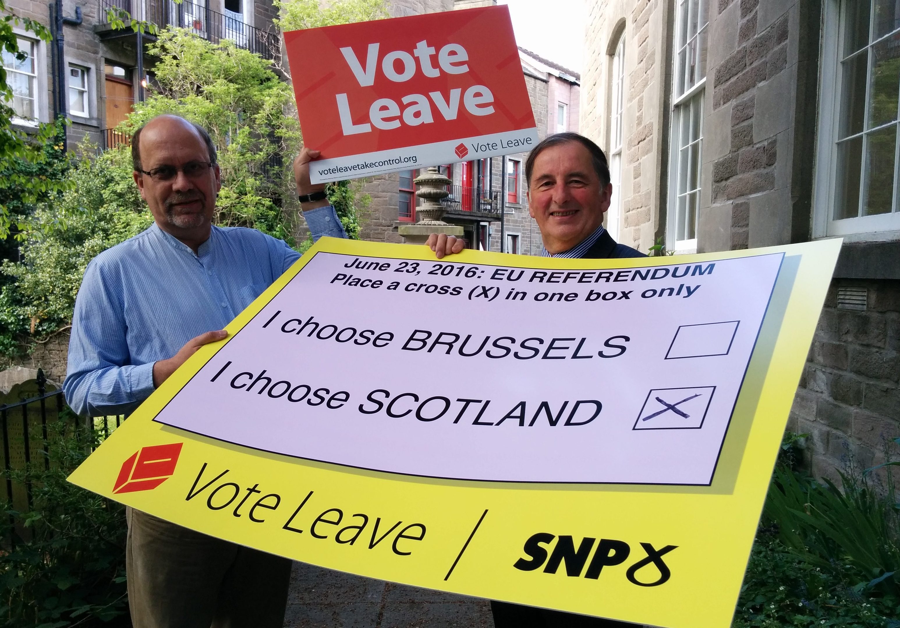 From left; Rev David Robertson and Don Morrison launch the campaign.