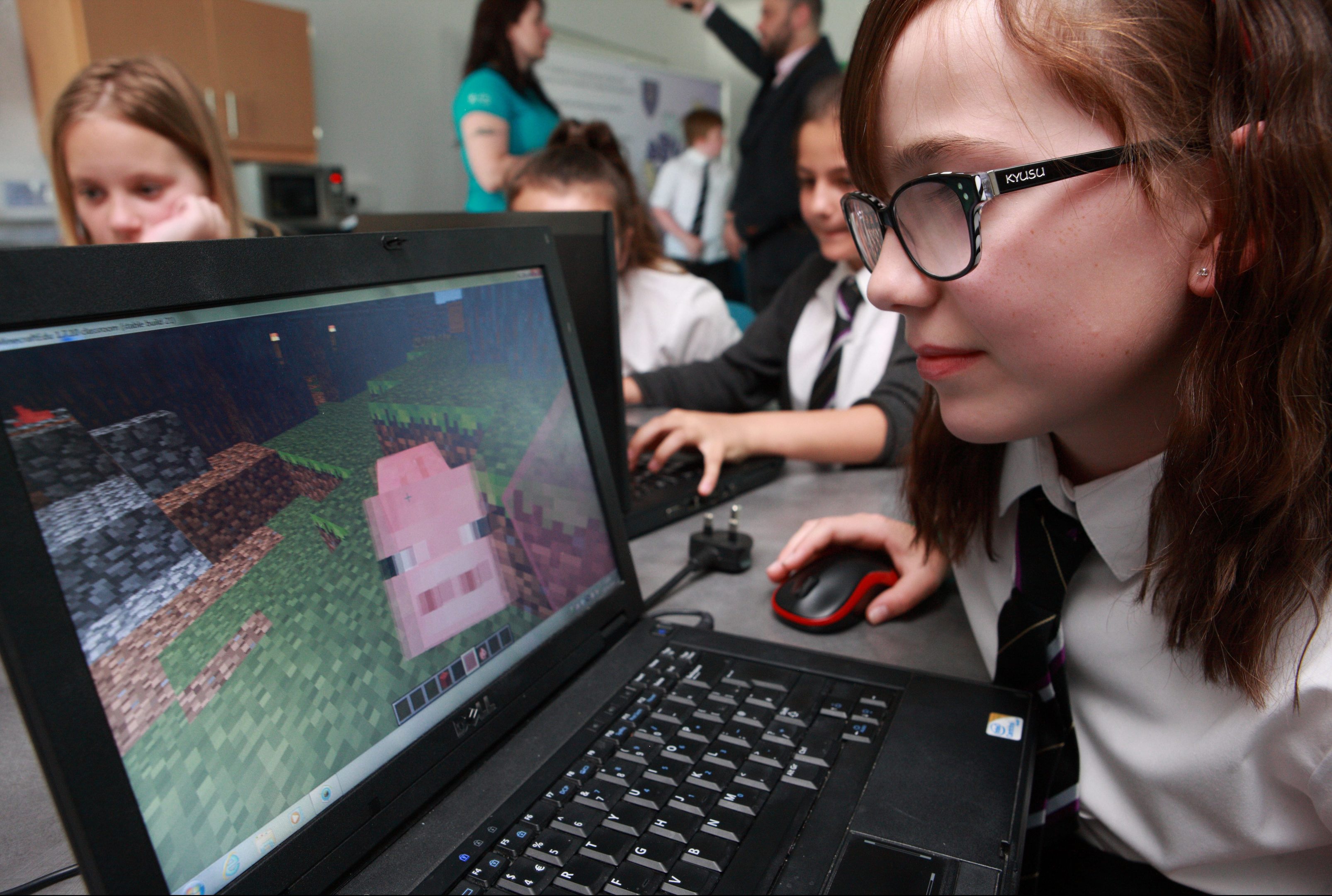 Shannon Elder a Pupil at St johns Academy in Perth learns about about Moredun Top Hillfort in Minecraft.