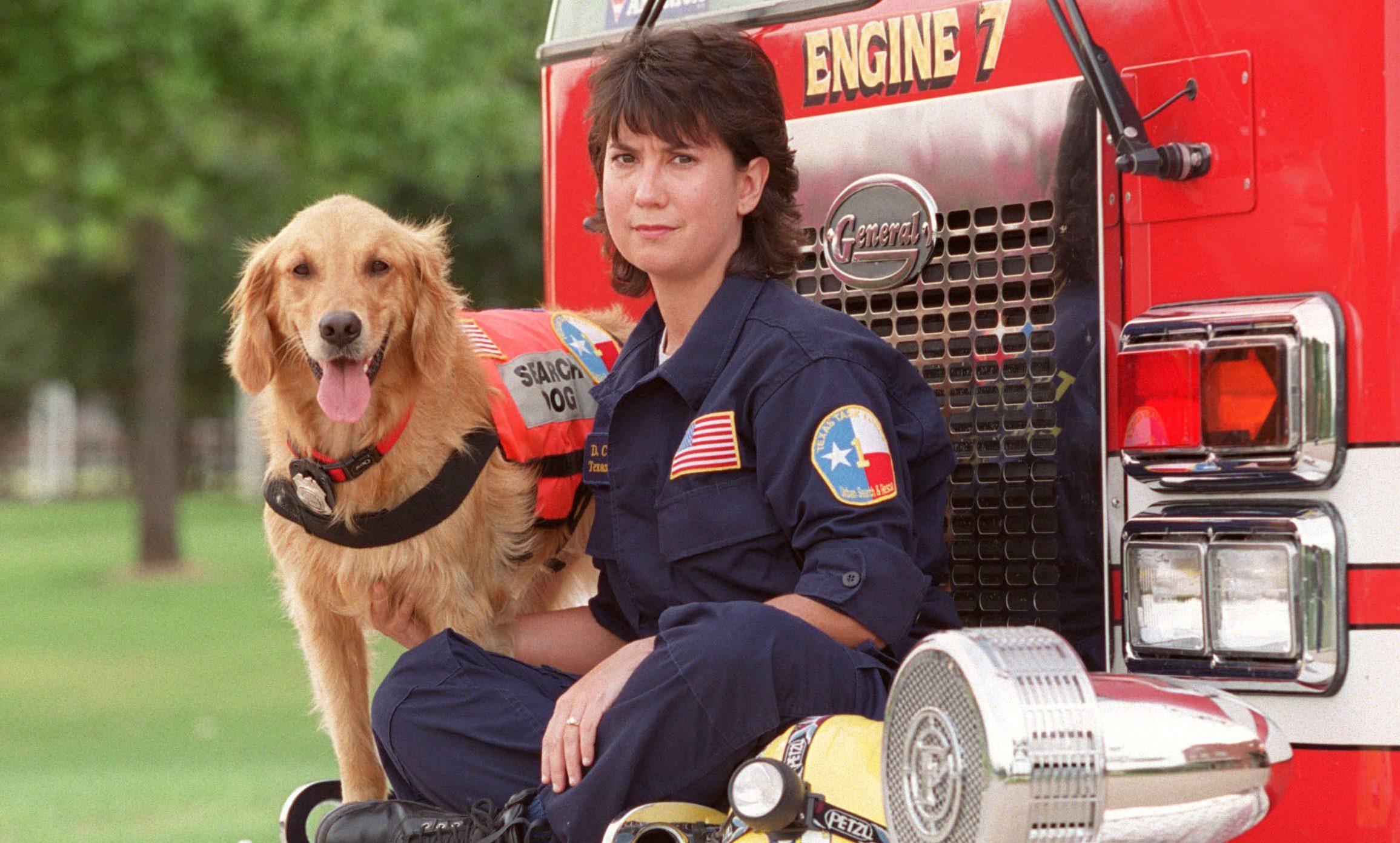 Denise Corliss with search dog Bretagne in 2002.