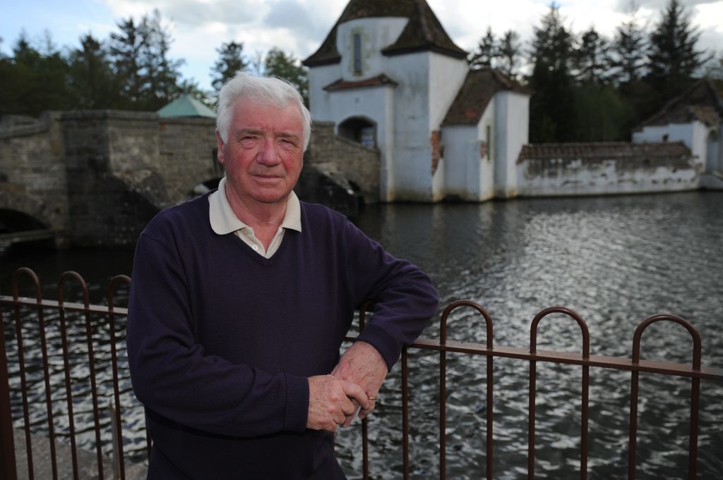 Kyff Roberts in front of the Dutch Village