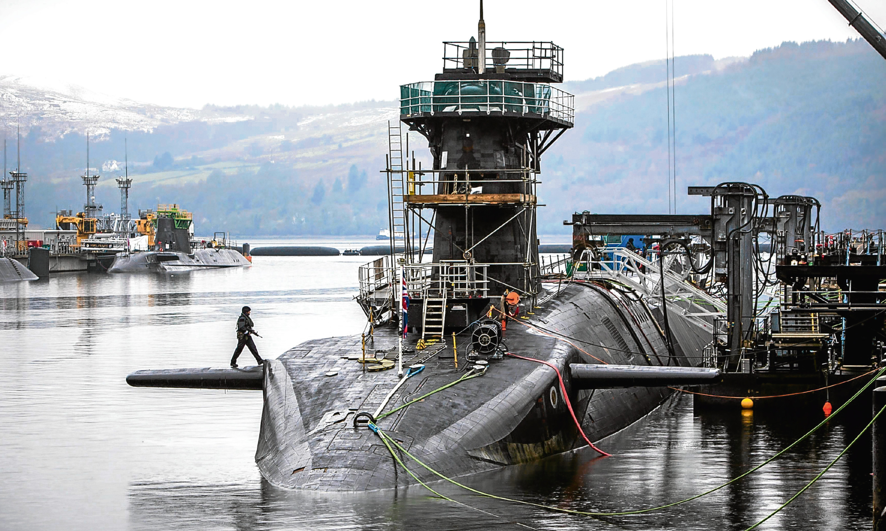 Several nuclear subs remain at Rosyth