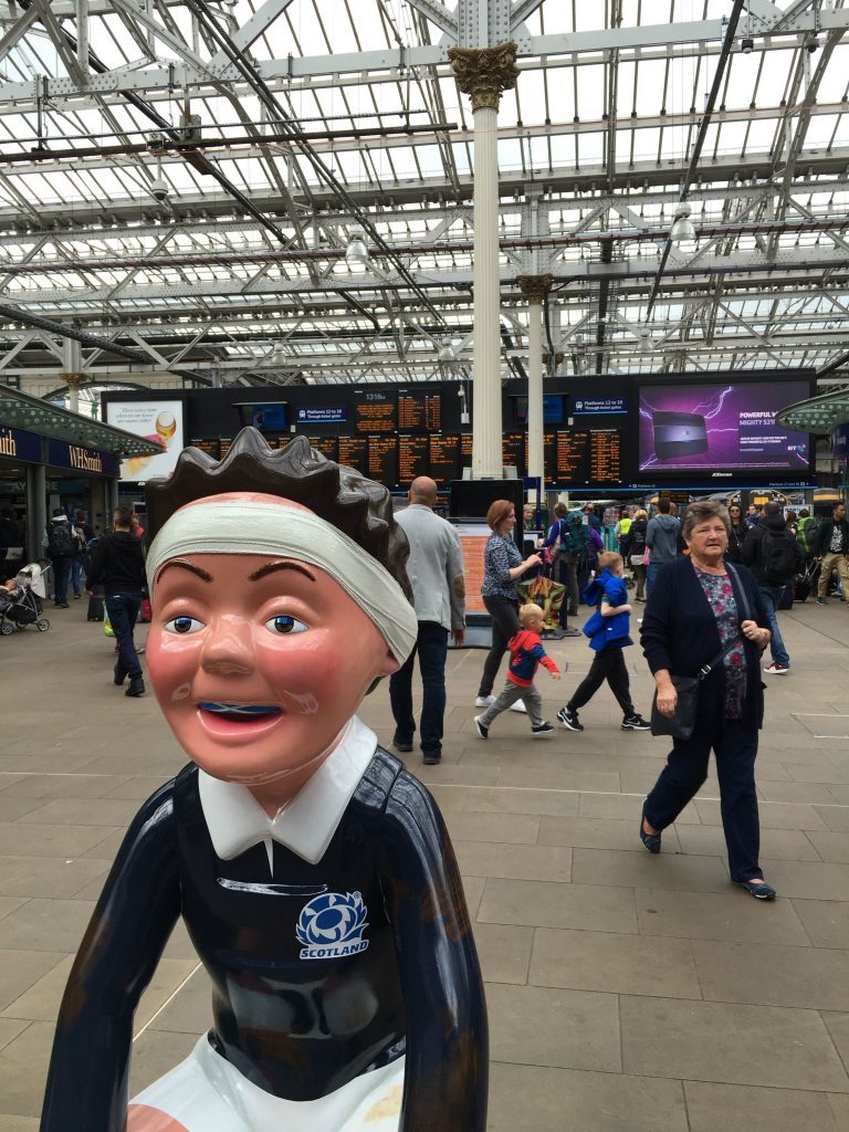 A Scottish Rugby-themed Wullie has been spotted at Edinburgh Waverley.