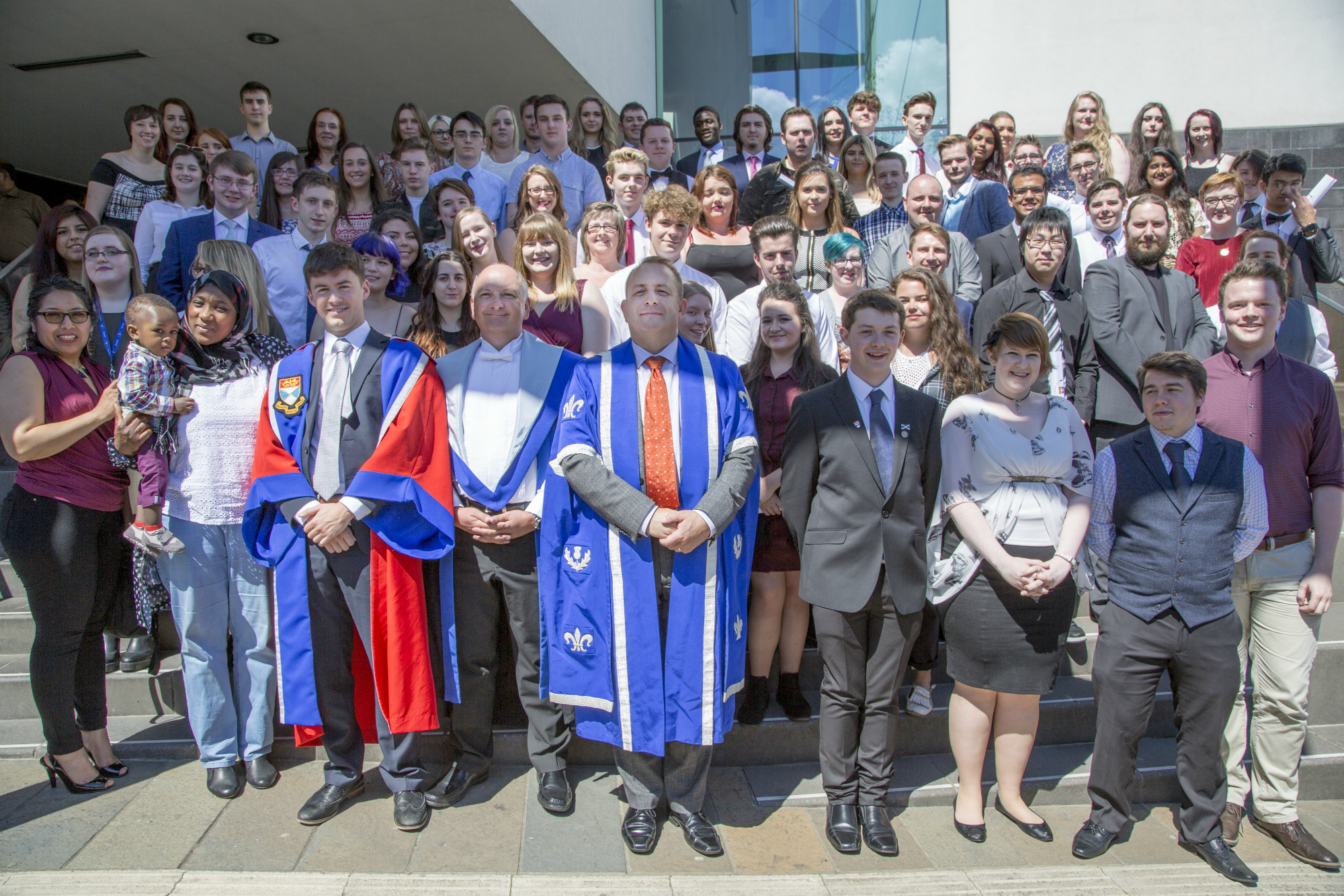 Students and staff from Dundee University's summer school programme