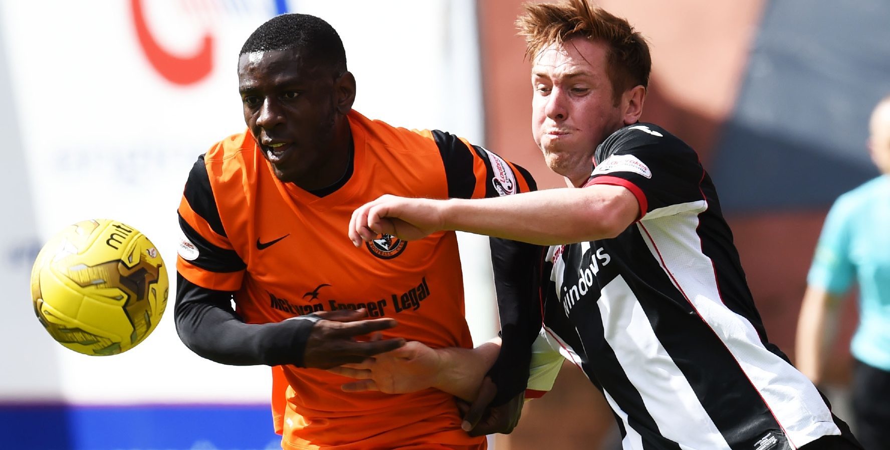 31/07/16 GROUP C BETFRED CUP 
  DUNDEE UNITED V DUNFERMLINE 
  TANNADICE - DUNDEE 
  Dundee United's Tope Obadeyi (L) and Dunfermline's Lewis Martin