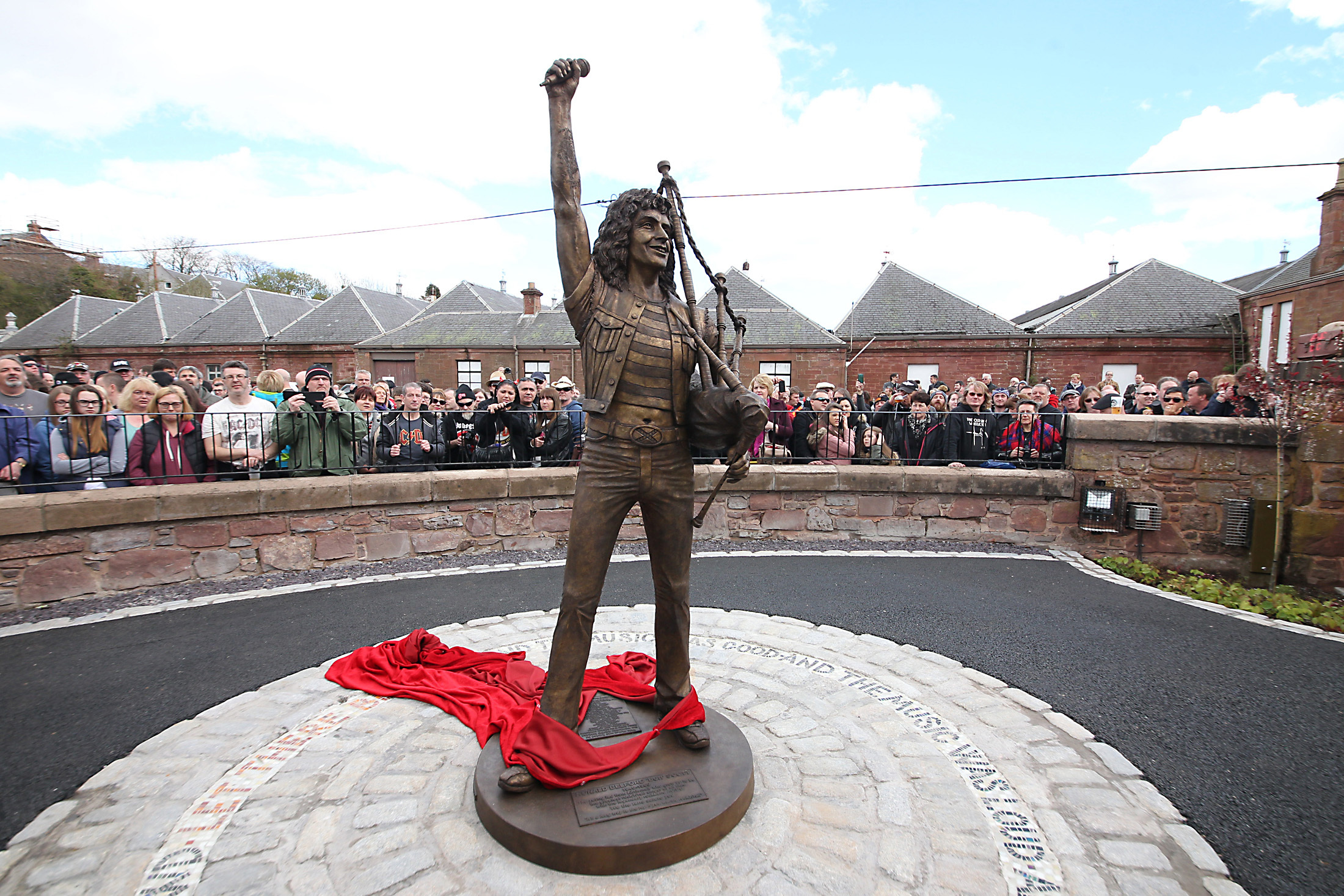 The Bon Scott statue in Kirriemuir.