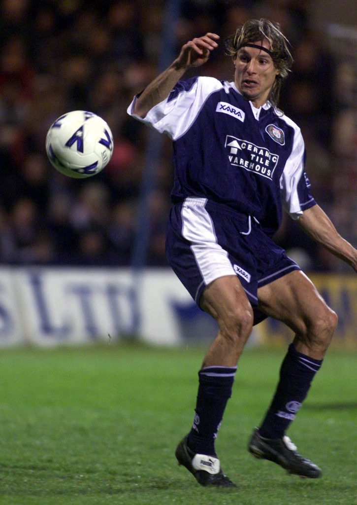Claudio Caniggia in action for Dundee.