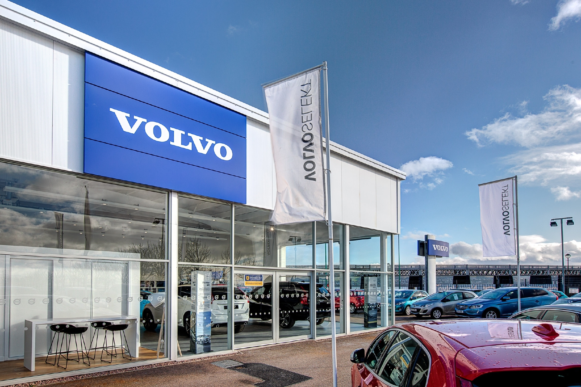 Barnetts new Volvo showroom at Riverside, Dundee was the first Volvo Retail Experience showroom in Scotland.