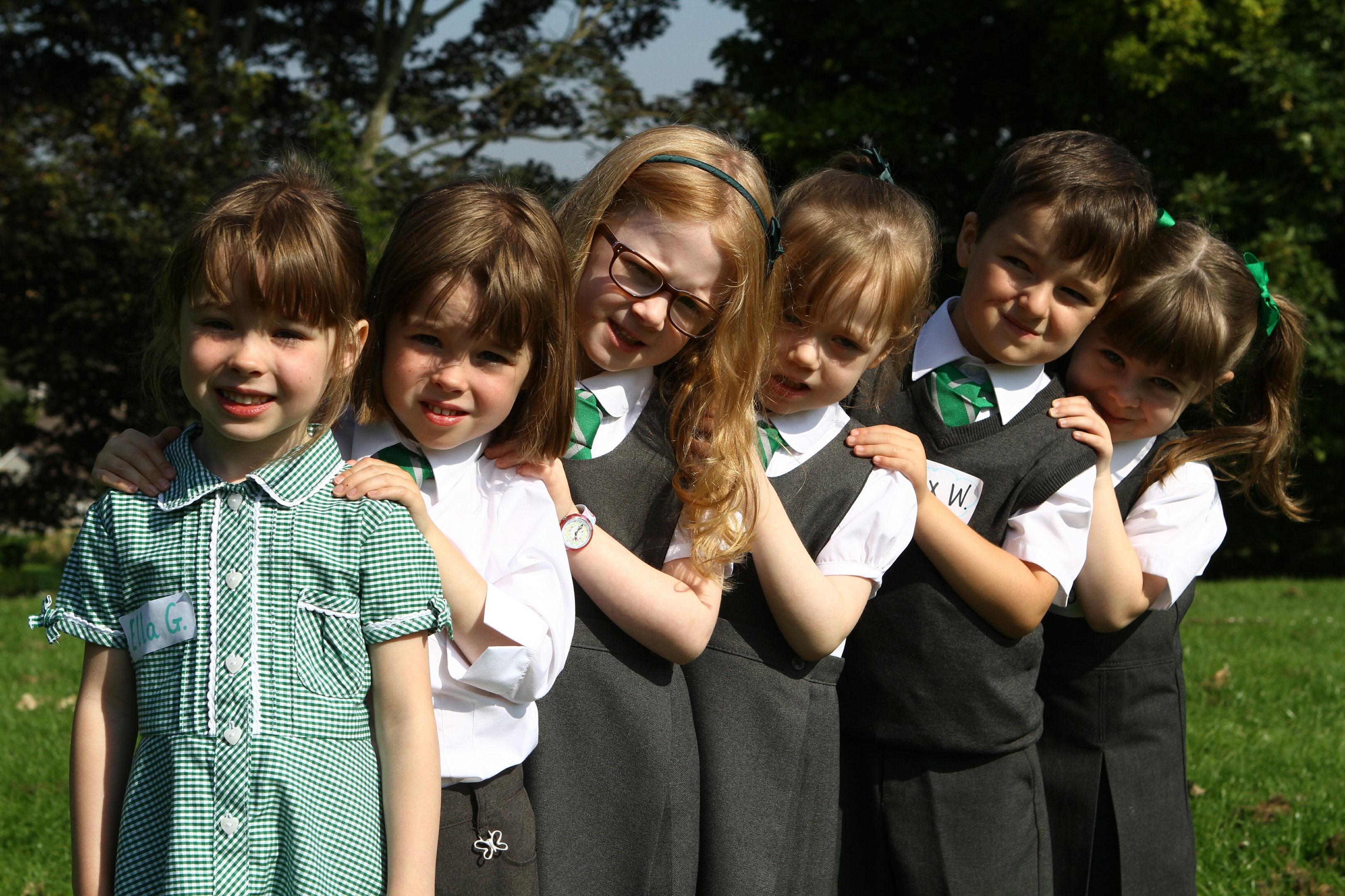 L-R: Ella & Mary Grimmond, Jessica & Pippa Donald, and Max & Lola Wood.