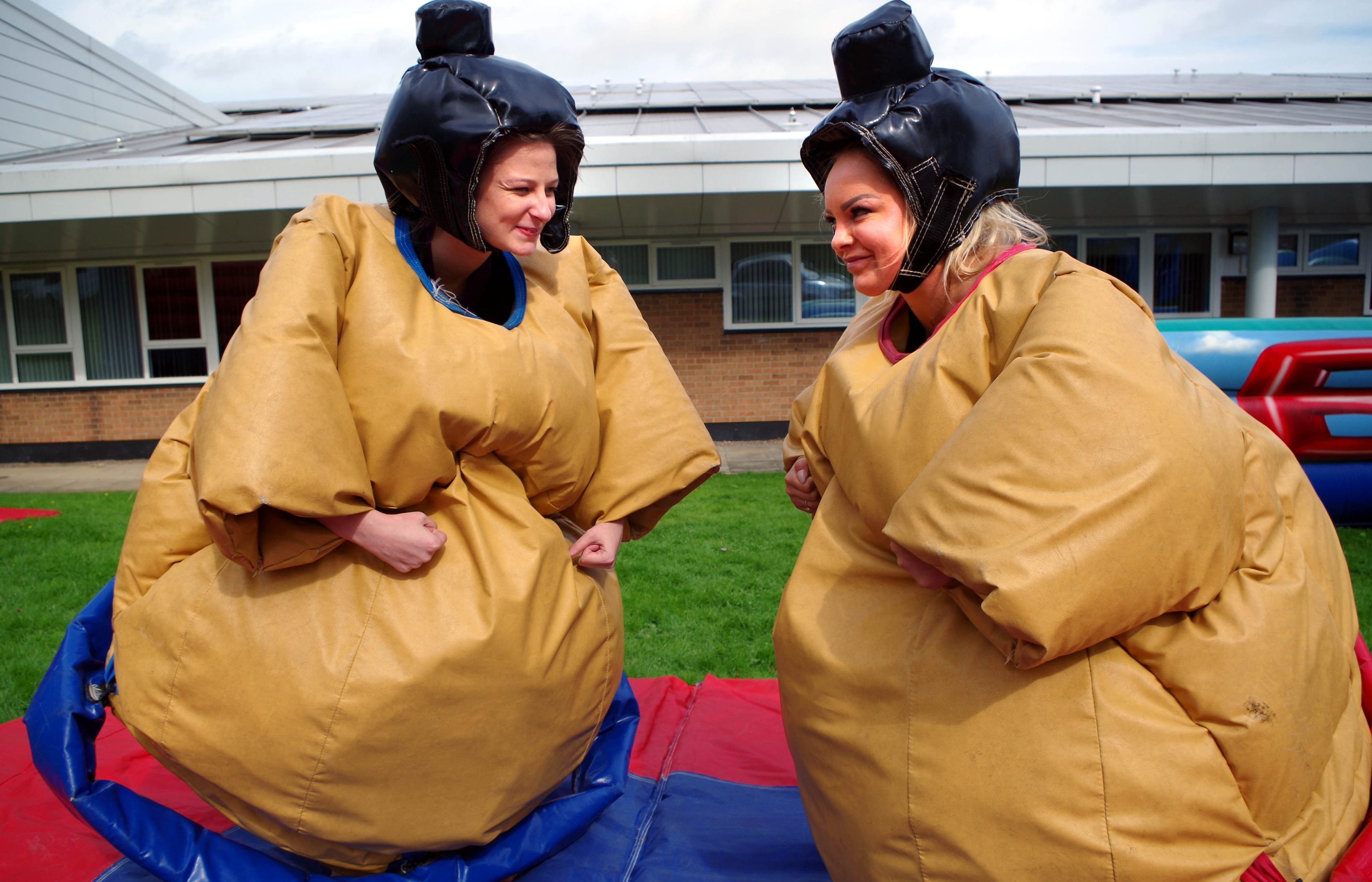 The freshers fun has started for D&A College students Amy Farrel and Wiktoria Skuczen as they enjoyed a sumo wrestling-themed ice-breaker.