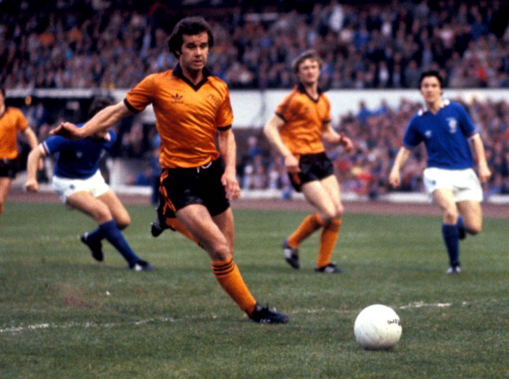 Dundee United's Frank Kopel in action.