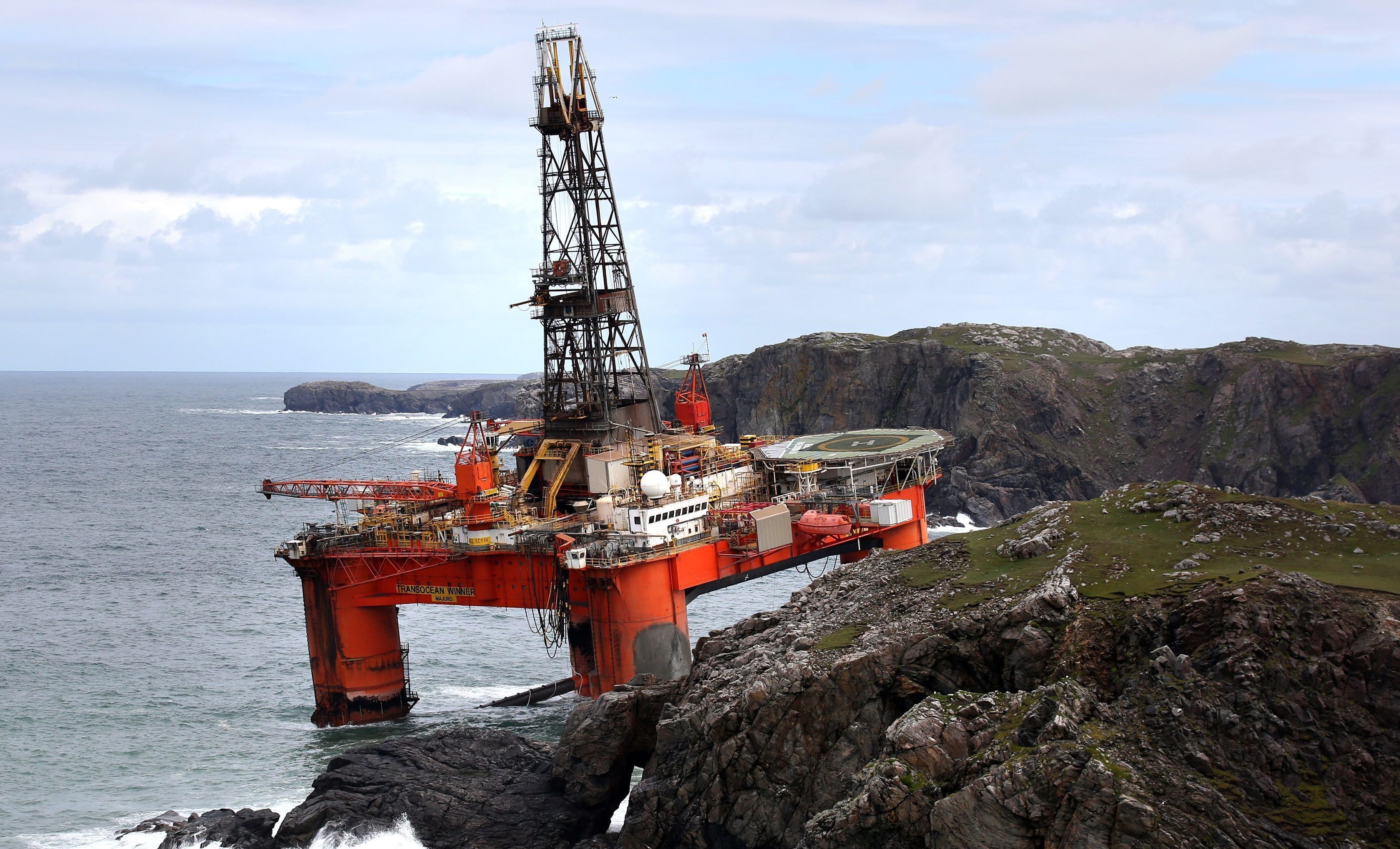 The Transocean Winner drilling rig after it ran aground on the beach of Dalmore in the Carloway area of the Isle of Lewis.