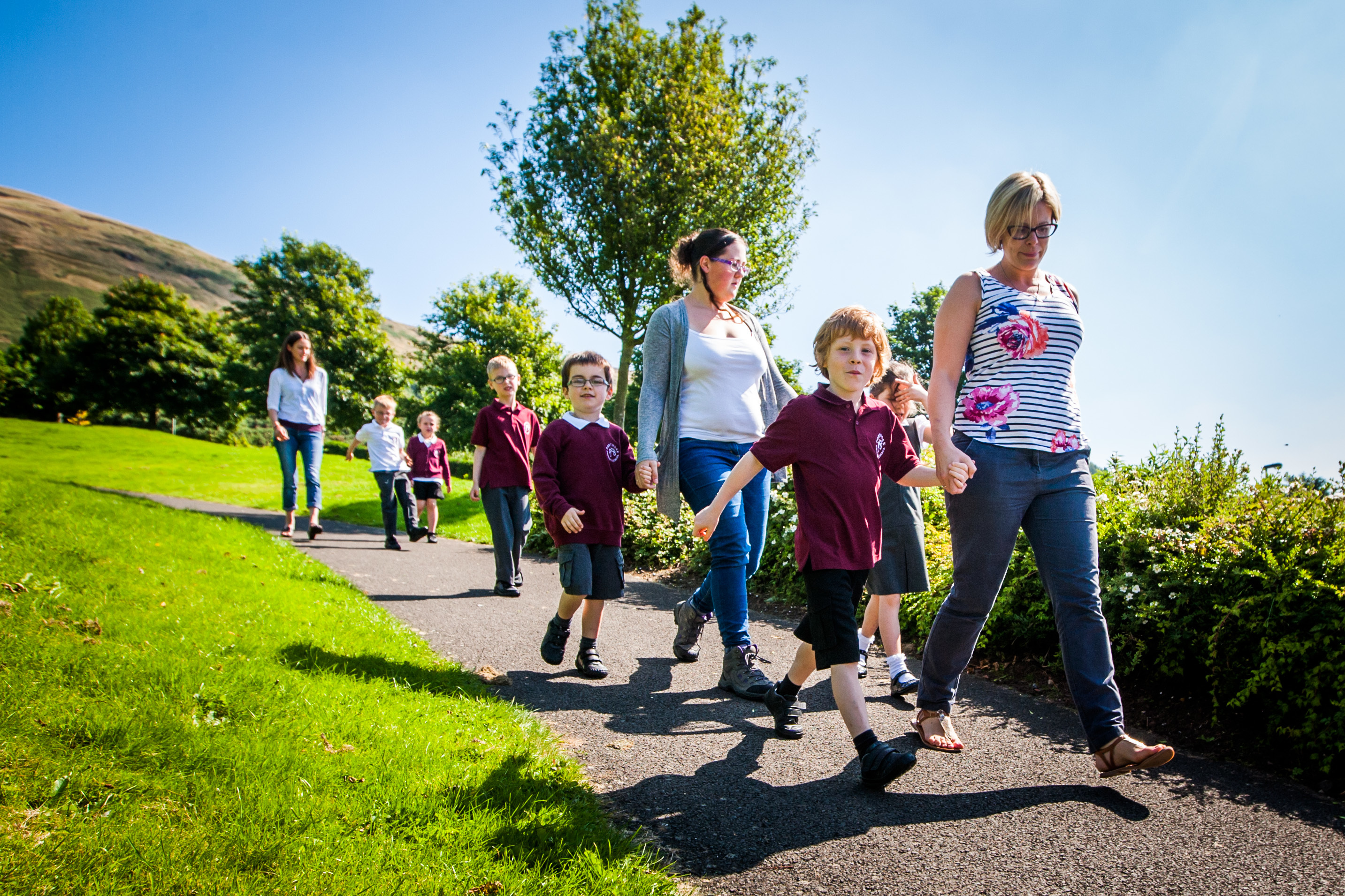 Parents are angry at the axing of a private bus used for transport of children to and from school.