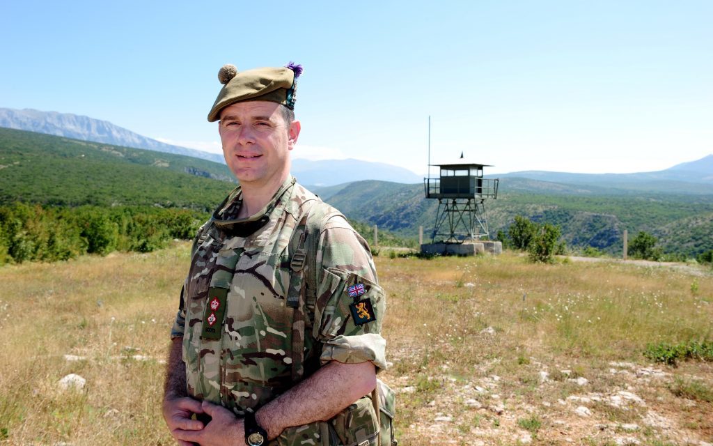 7 SCOTS Commanbding Officer, Lt Col Piers Strudwick at Red Earth. 
