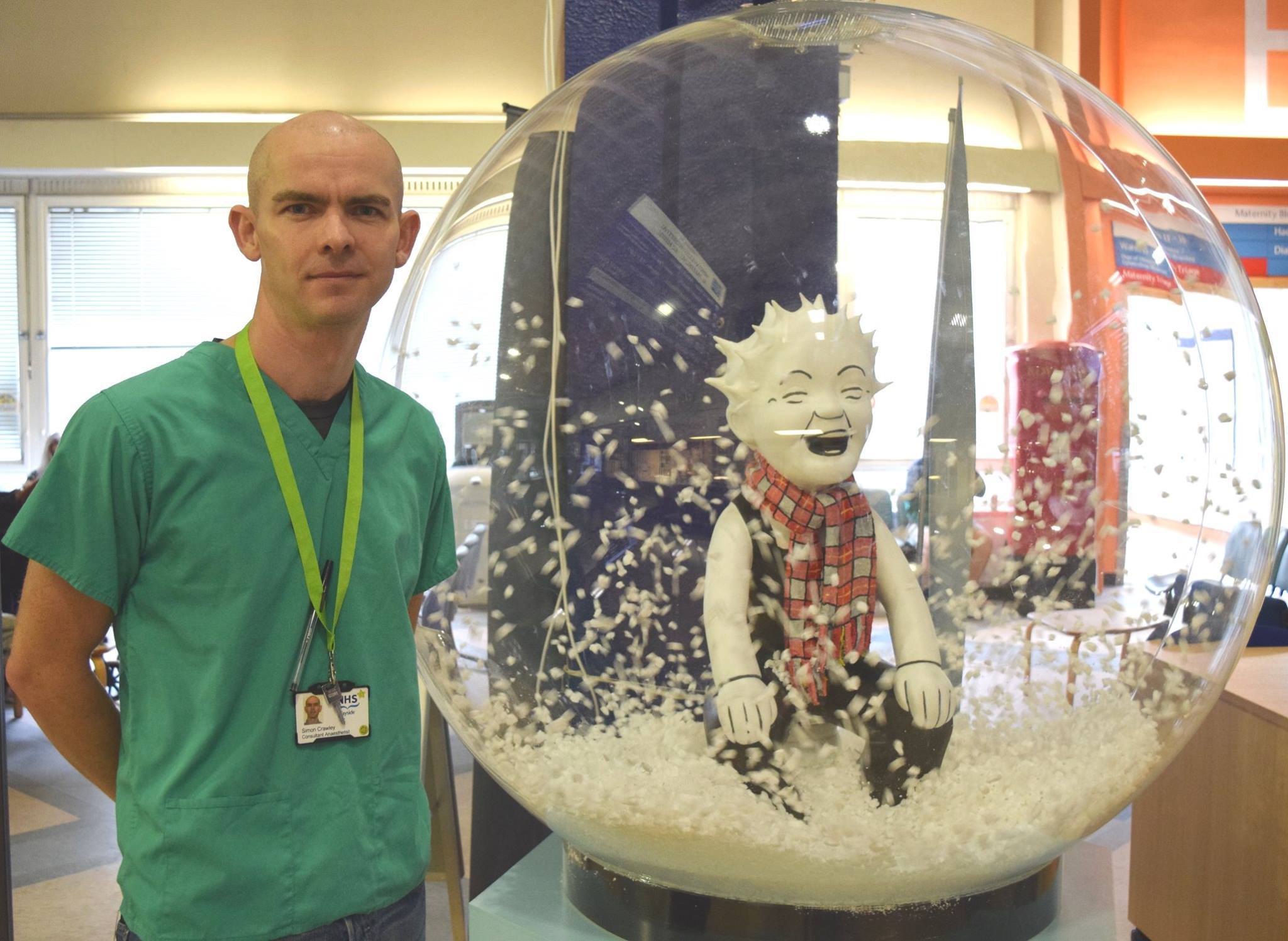 Simon Crawley with a special Oor Wullie trail statue that has been on display at Ninewells Hospital.