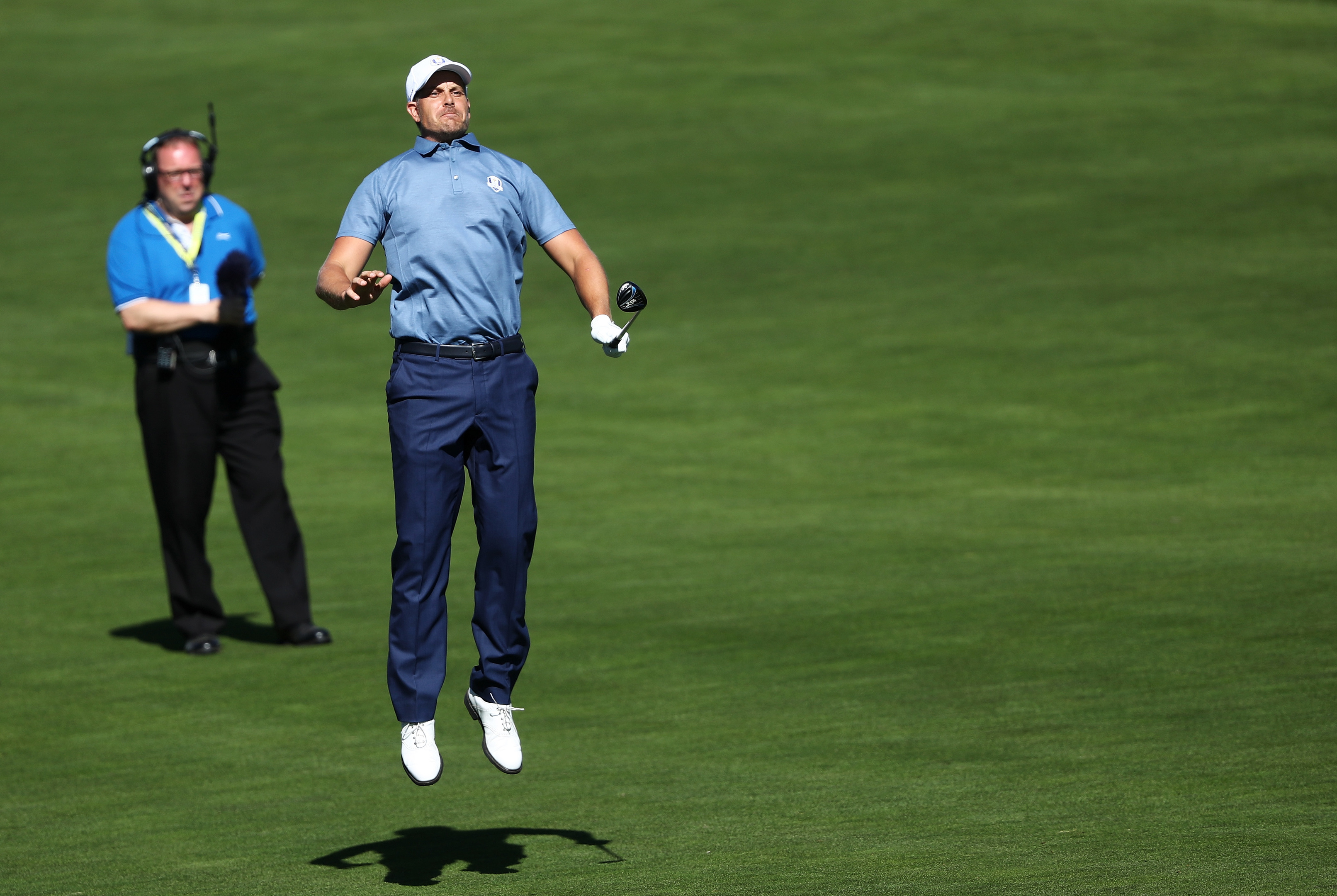 CHASKA, MN - SEPTEMBER 30: Henrik Stenson of Europe jumps to see the third hole during afternoon fourball matches of the 2016 Ryder Cup at Hazeltine National Golf Club on September 30, 2016 in Chaska, Minnesota.  (Photo by Sam Greenwood/Getty Images)