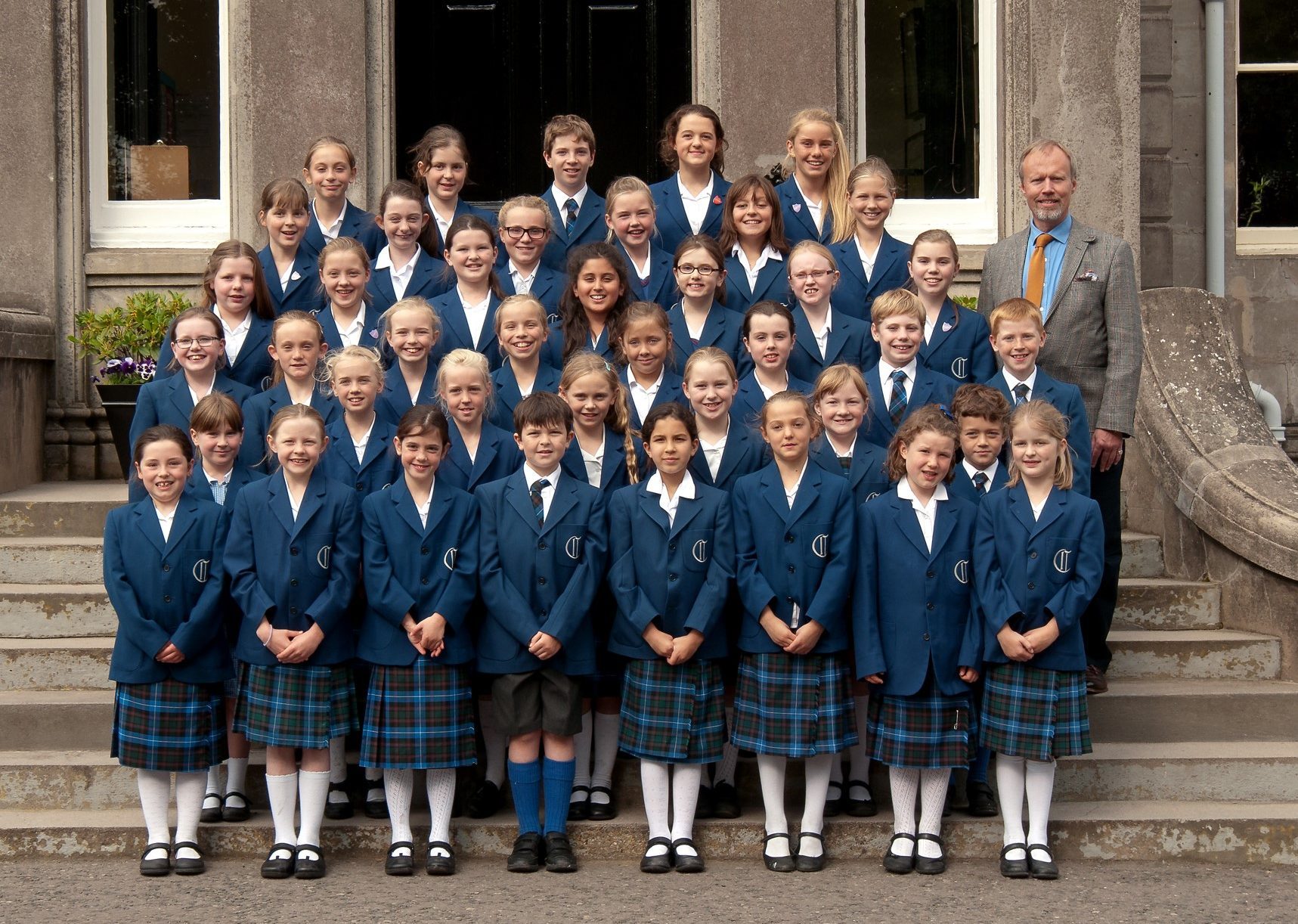 Craigclowan Concert Choir with director of music, Astmar Olafsson.