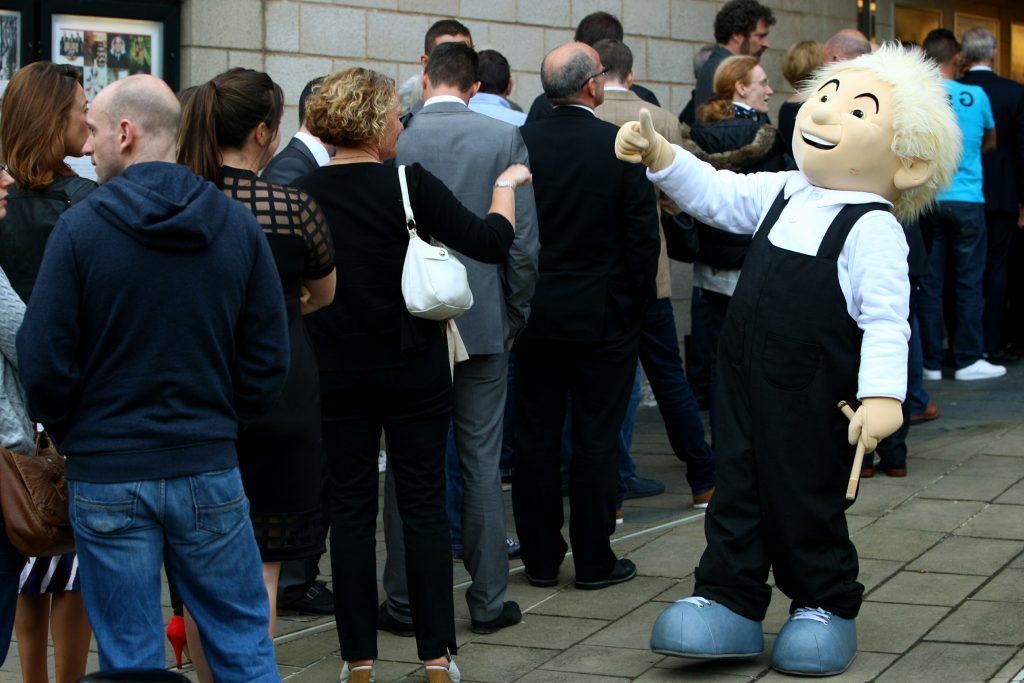 Oor Wullie welcomes the crowd at the Dundee Rep