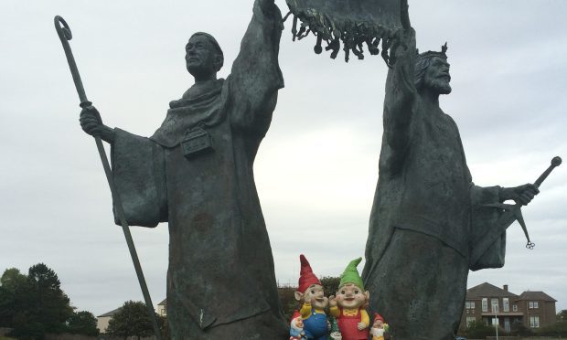 The gnomes were only at the statue temporarily, it has transpired.
