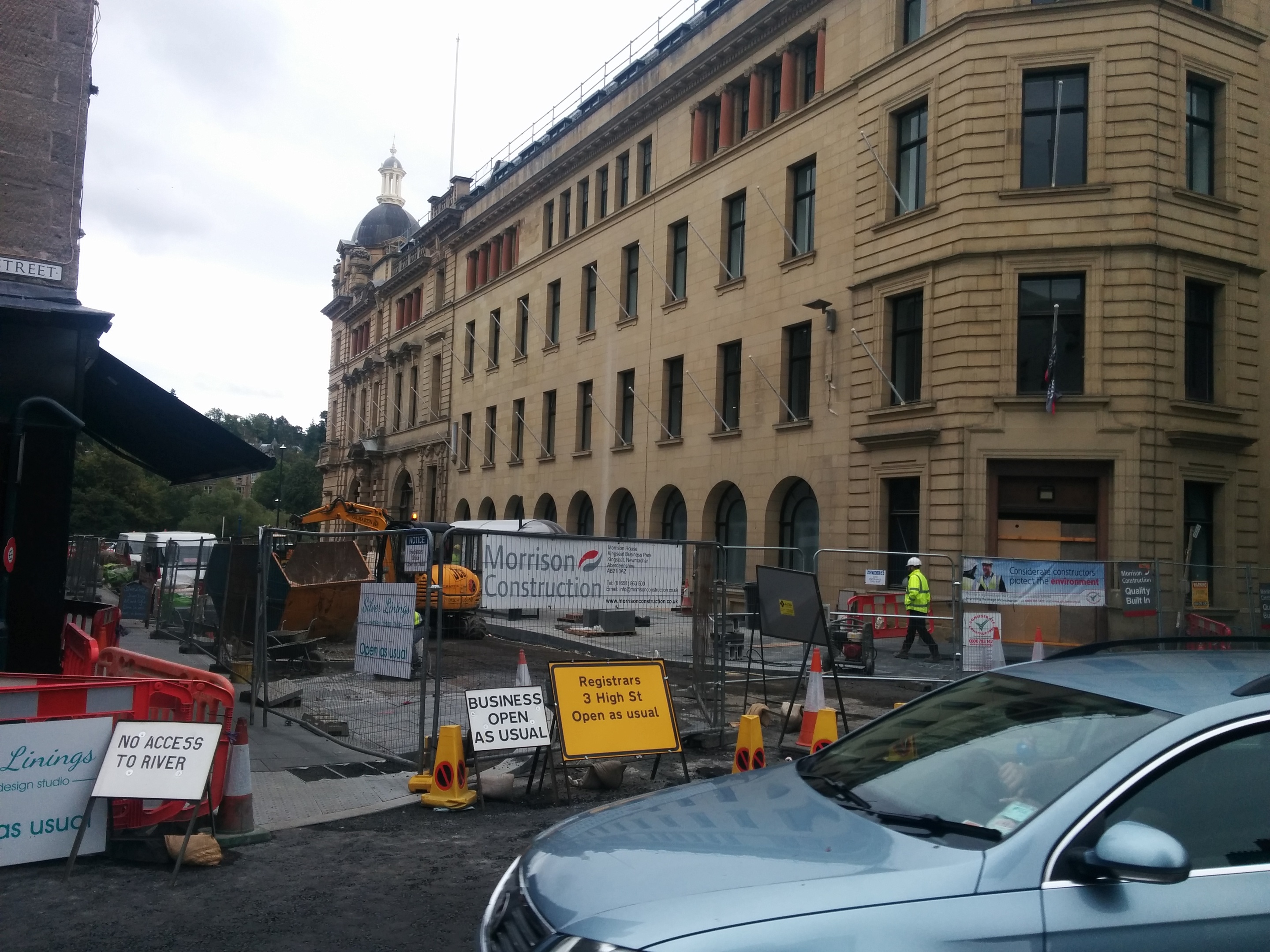 The roadworks which are taking place in Perth's High Street.